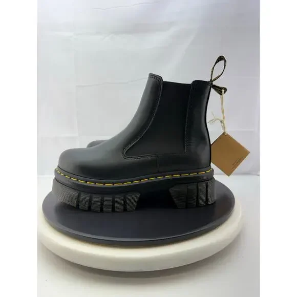 Dr. Martens | Shoes | Dr Martens Audrick Chelsea Womens Sz 6 Black